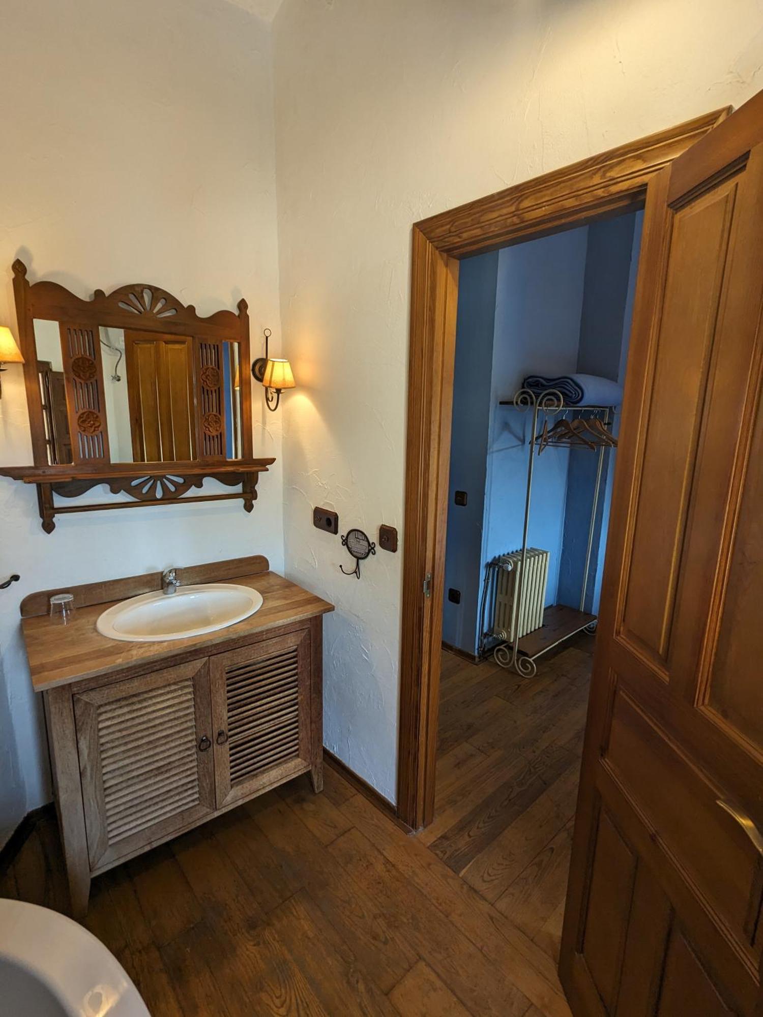 Las Casas De Isu Villaviciosa  Eksteriør billede