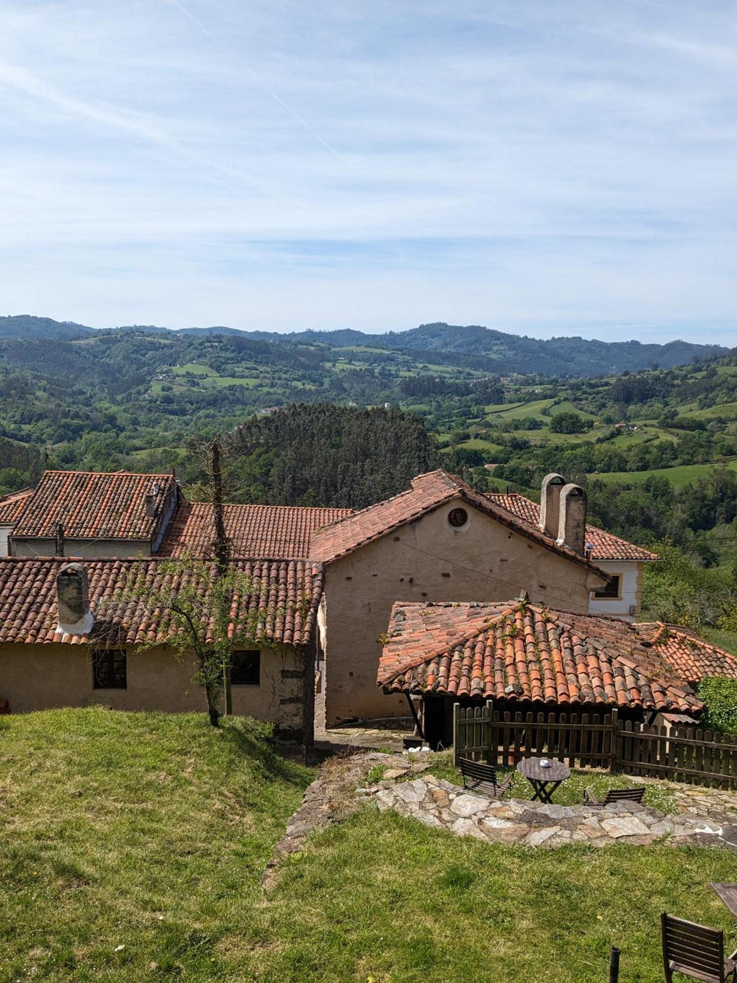 Las Casas De Isu Villaviciosa  Eksteriør billede
