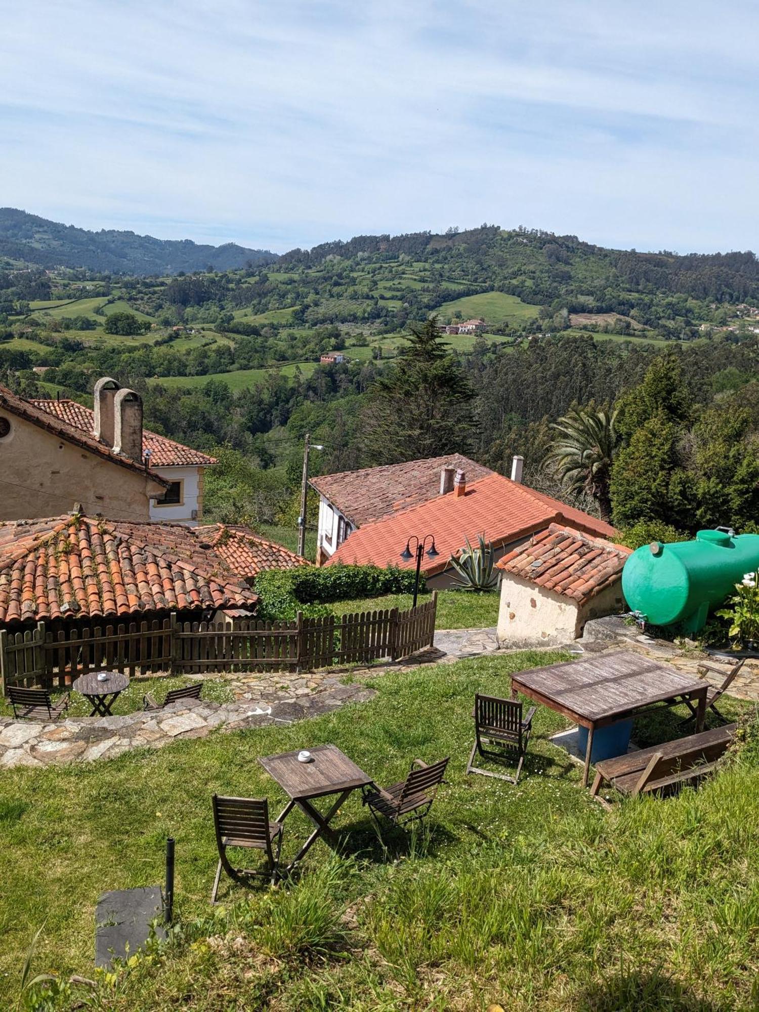 Las Casas De Isu Villaviciosa  Eksteriør billede