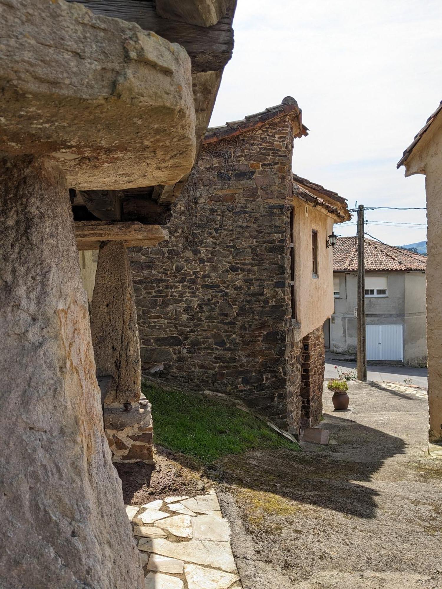Las Casas De Isu Villaviciosa  Eksteriør billede