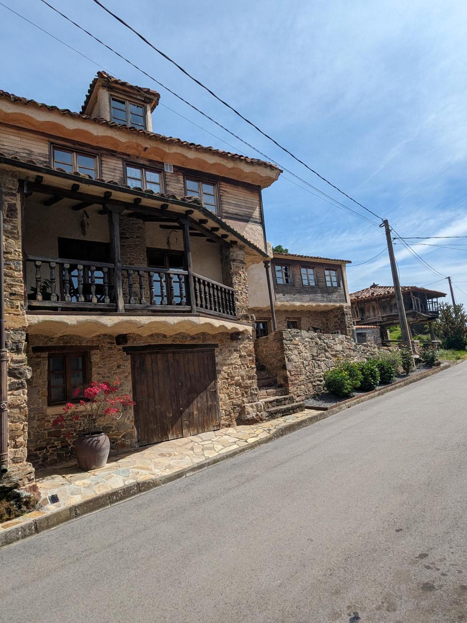 Las Casas De Isu Villaviciosa  Eksteriør billede